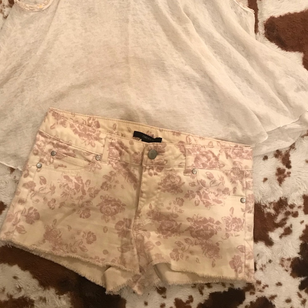 Forever 21 floral shorts
